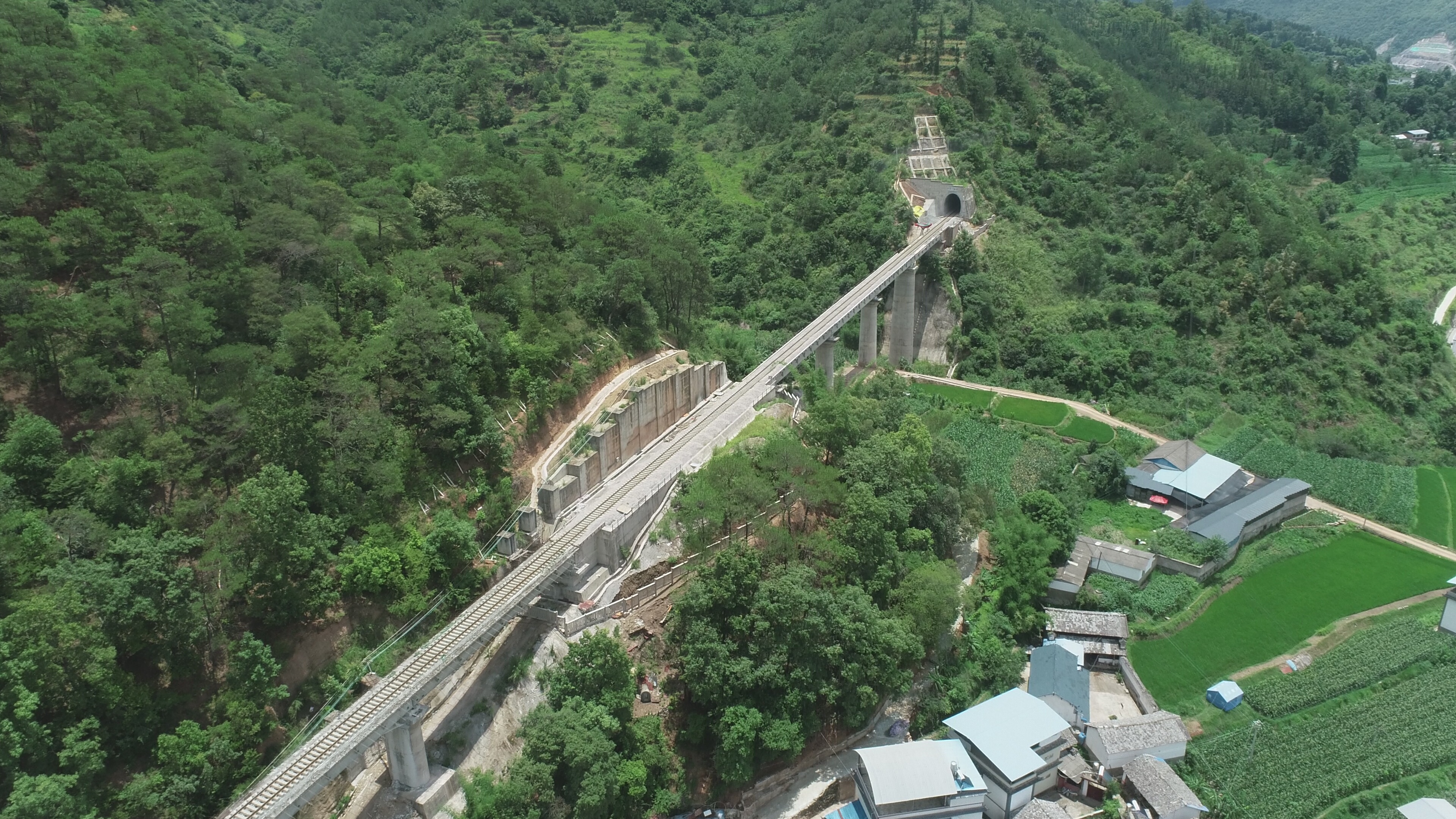 大瑞铁路漾濞3号大桥